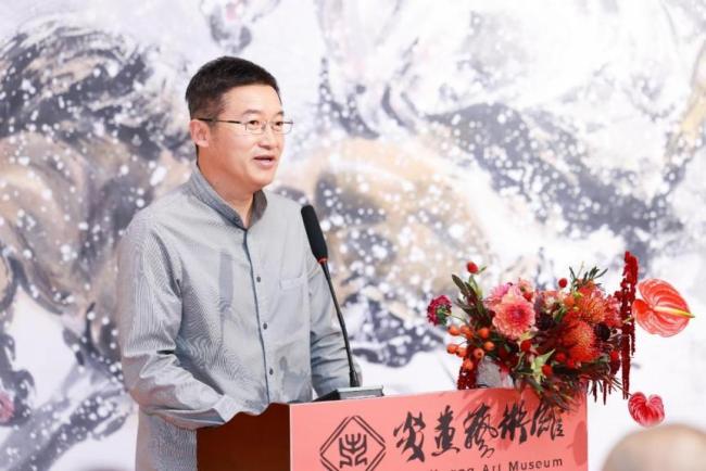 中国国家画院美术理论委员会执行主任、中国国家画院美术馆馆长、本次画展策展人李虹霖致辞